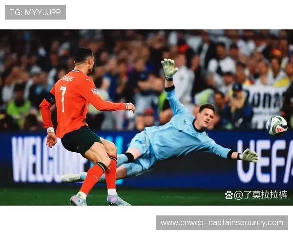 伊沃比丘库埃泽连扳三球，富勒姆虽败犹荣