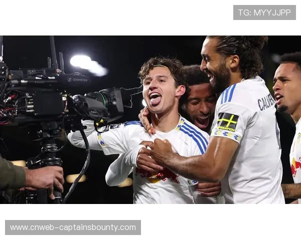 利兹联与诺丁汉森林保级关键战前瞻